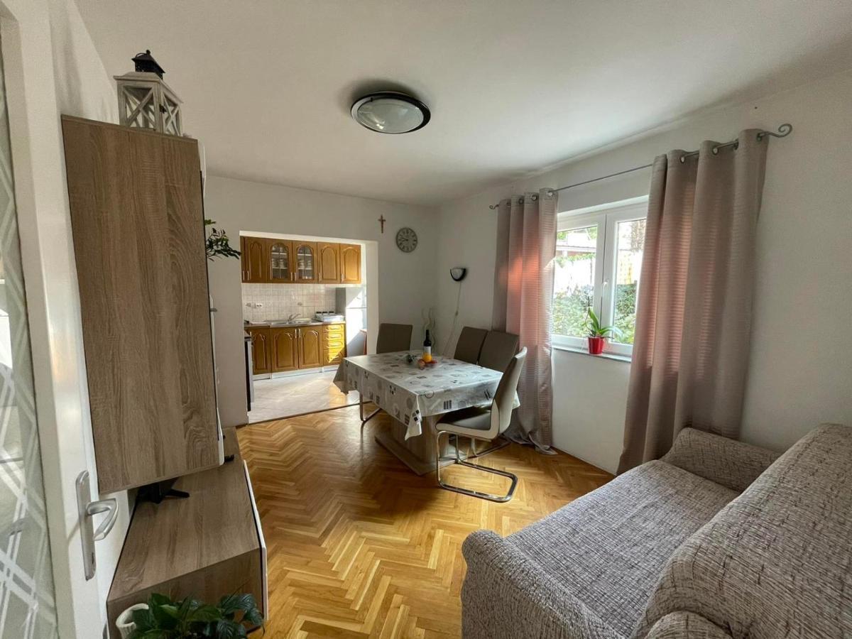Apartman Renata Crikvenica Exterior foto